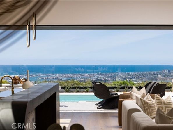 53 Cambria Drive, Corona Del Mar (newport Beach) CA 92625