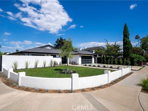 2436 Holiday, Newport Beach CA 92660