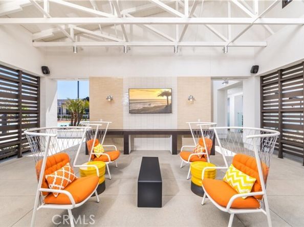 4163 S. Winwood Paseo, Ontario CA 91761