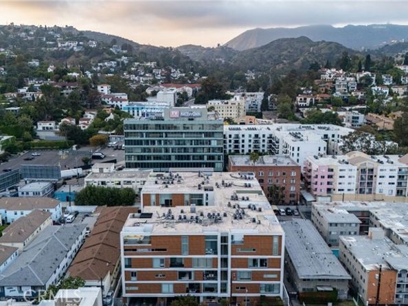 6735 Yucca St 404, Hollywood (los Angeles) CA 90028