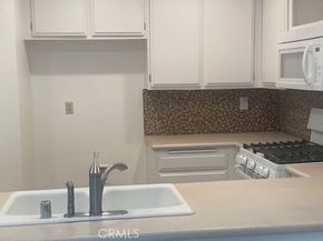 22201 Center pointe, Lake Forest (el Toro) CA 92630