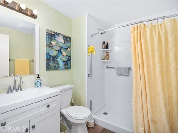 22201 Center pointe, Lake Forest (el Toro) CA 92630