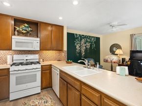 22201 Center pointe, Lake Forest (el Toro) CA 92630