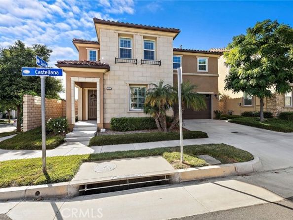 42 Castellana, Lake Forest (el Toro) CA 92630