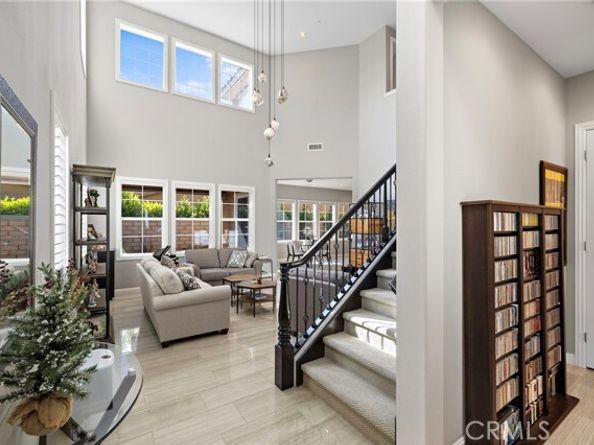 42 Castellana, Lake Forest (el Toro) CA 92630