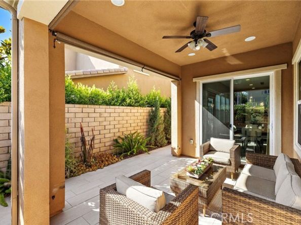 42 Castellana, Lake Forest (el Toro) CA 92630
