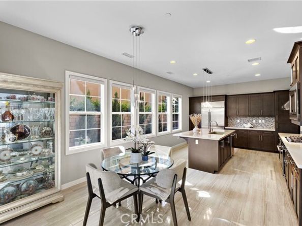 42 Castellana, Lake Forest (el Toro) CA 92630
