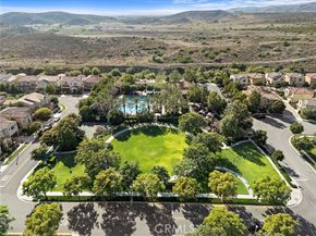 42 Castellana, Lake Forest (el Toro) CA 92630