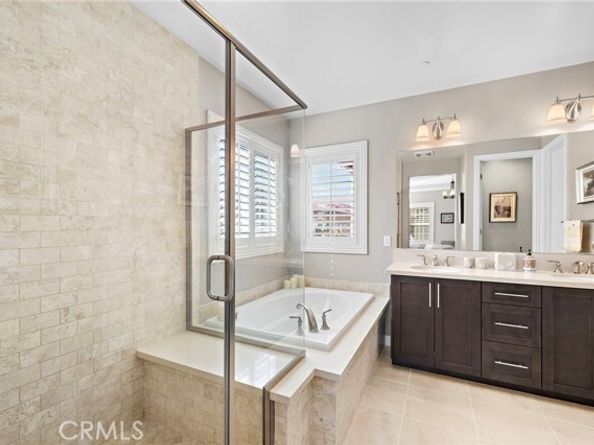 42 Castellana, Lake Forest (el Toro) CA 92630