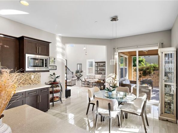 42 Castellana, Lake Forest (el Toro) CA 92630