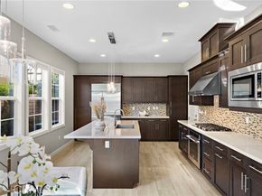 42 Castellana, Lake Forest (el Toro) CA 92630