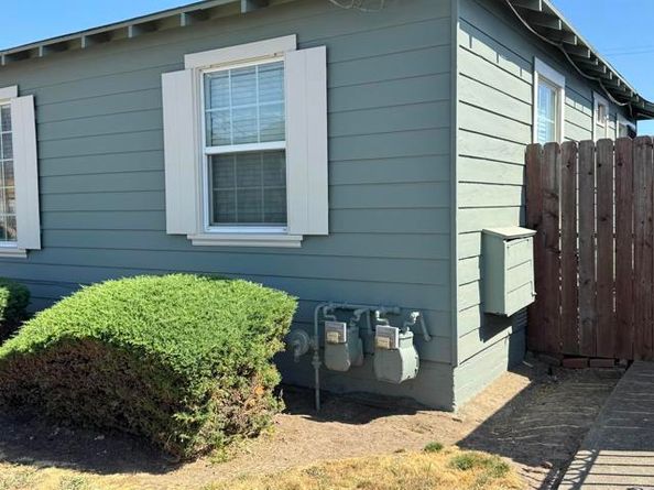 10407 Pontiac Street, Oakland CA 94603