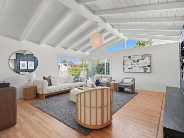 1501 Chatsworth Boulevard, San Diego CA 92107