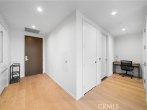 877 Francisco Street 2503, Los Angeles CA 90017