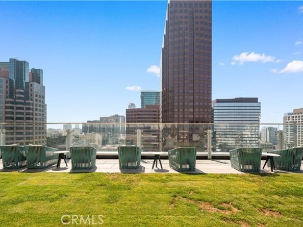 877 Francisco Street 2503, Los Angeles CA 90017