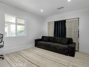 8140 Quartz Avenue, Winnetka (los Angeles) CA 91306