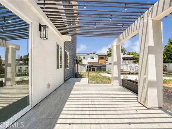 8140 Quartz Avenue, Winnetka (los Angeles) CA 91306