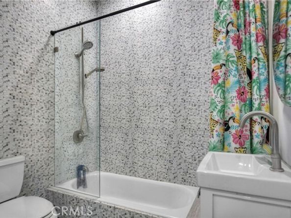 8140 Quartz Avenue, Winnetka (los Angeles) CA 91306