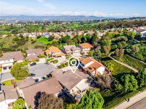 6430 E Oakview Lane, Anaheim CA 92807