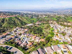 6430 E Oakview Lane, Anaheim CA 92807