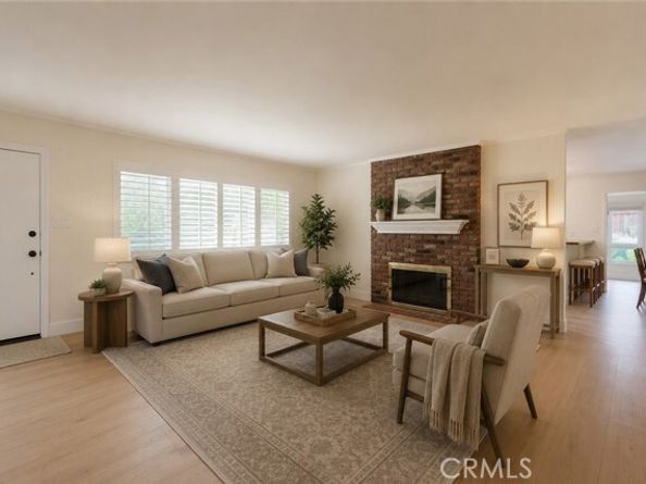 371 Manila, Long Beach CA 90814