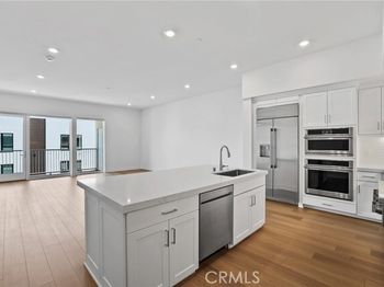 1702 Rivington