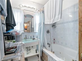 11170 Burbank Boulevard, North Hollywood (los Angeles) CA 91601