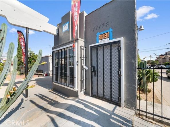 11170 Burbank Boulevard, North Hollywood (los Angeles) CA 91601