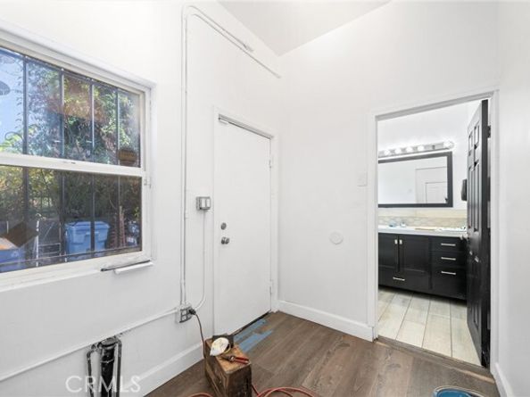 11170 Burbank Boulevard, North Hollywood (los Angeles) CA 91601
