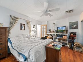11170 Burbank Boulevard, North Hollywood (los Angeles) CA 91601