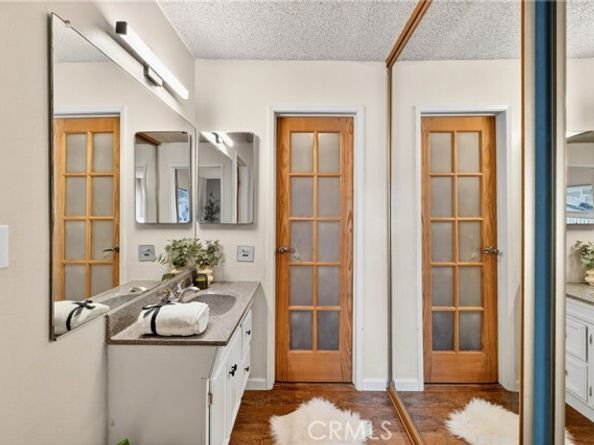 5585 N Pacific Coast Highway, Long Beach CA 90804