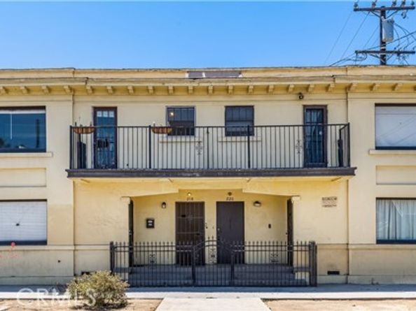 218 W 9th Street, Long Beach CA 90813