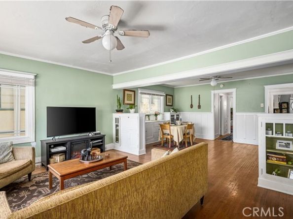 218 W 9th Street, Long Beach CA 90813
