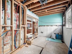 2000 N New Hampshire, Los Angeles CA 90027