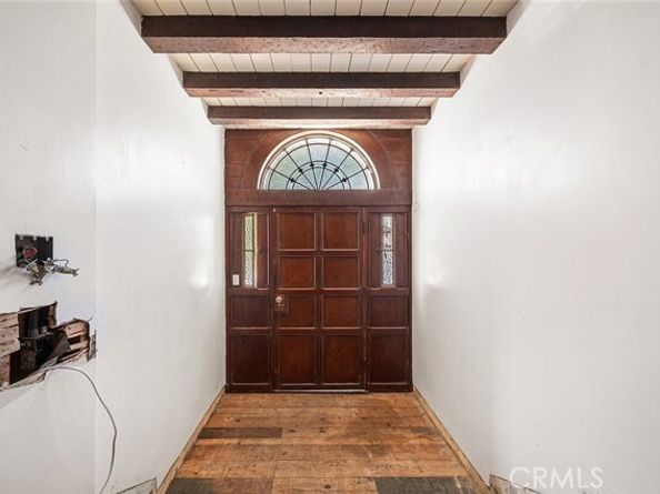 2000 N New Hampshire, Los Angeles CA 90027