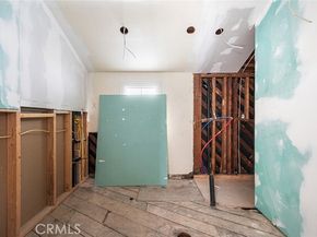 2000 N New Hampshire, Los Angeles CA 90027