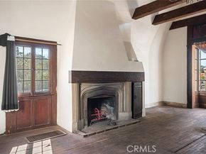 2000 N New Hampshire, Los Angeles CA 90027