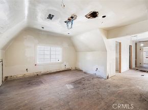 2000 N New Hampshire, Los Angeles CA 90027