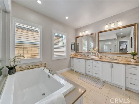 61 Windwalker Way, Tustin CA 92782