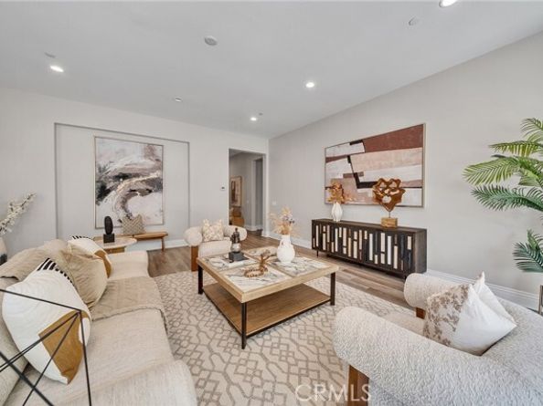 61 Windwalker Way, Tustin CA 92782
