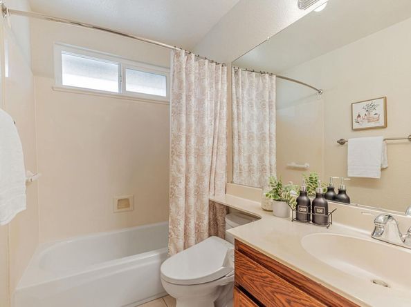 3162 Paseo Robles, Pleasanton CA 94566