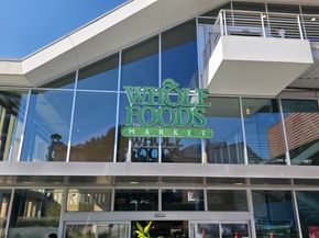 1 Lakeside Dr 1006, Oakland CA 94612