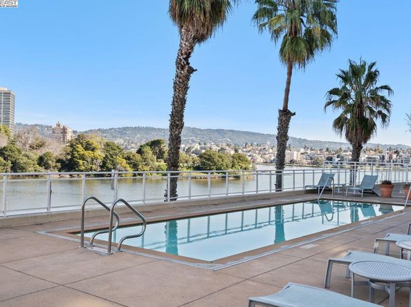 1 Lakeside Dr 1006, Oakland CA 94612