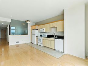 1 Lakeside Dr 1006, Oakland CA 94612