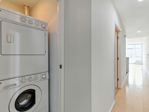 1 Lakeside Dr 1006, Oakland CA 94612
