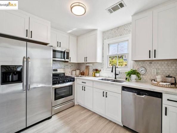 800 Delaware St 1428, Berkeley CA 94710