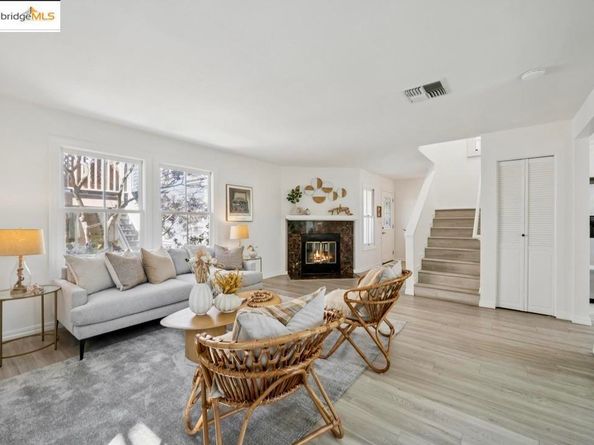 800 Delaware St 1428, Berkeley CA 94710