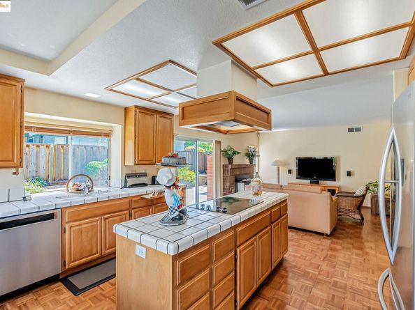 199 Shepard, Hercules CA 94547