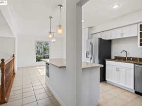 466 Crescent St 114, Oakland CA 94610