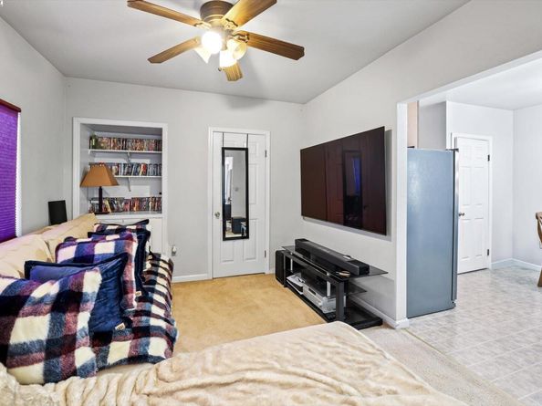 835 Apgar St, Oakland CA 94608